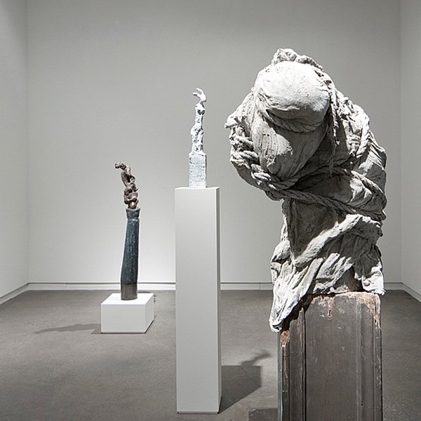 a sculpture by Iris Haeussler